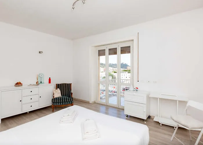 Cosy Close To The Metro Station - Zeno 52 Rome
